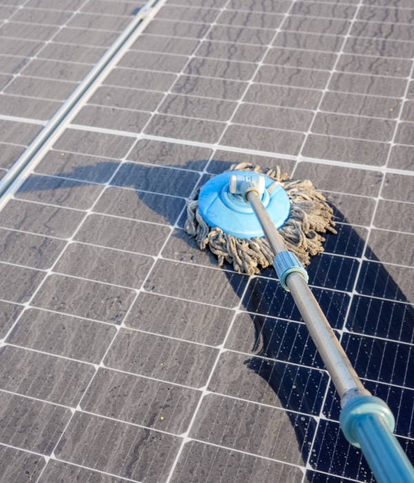 solar panel cleaning in Roseville CA near me 7